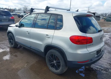 2013 Volkswagen Tiguan S z USA, uszkodzony, nr VIN WVGBV3AX5DW064704